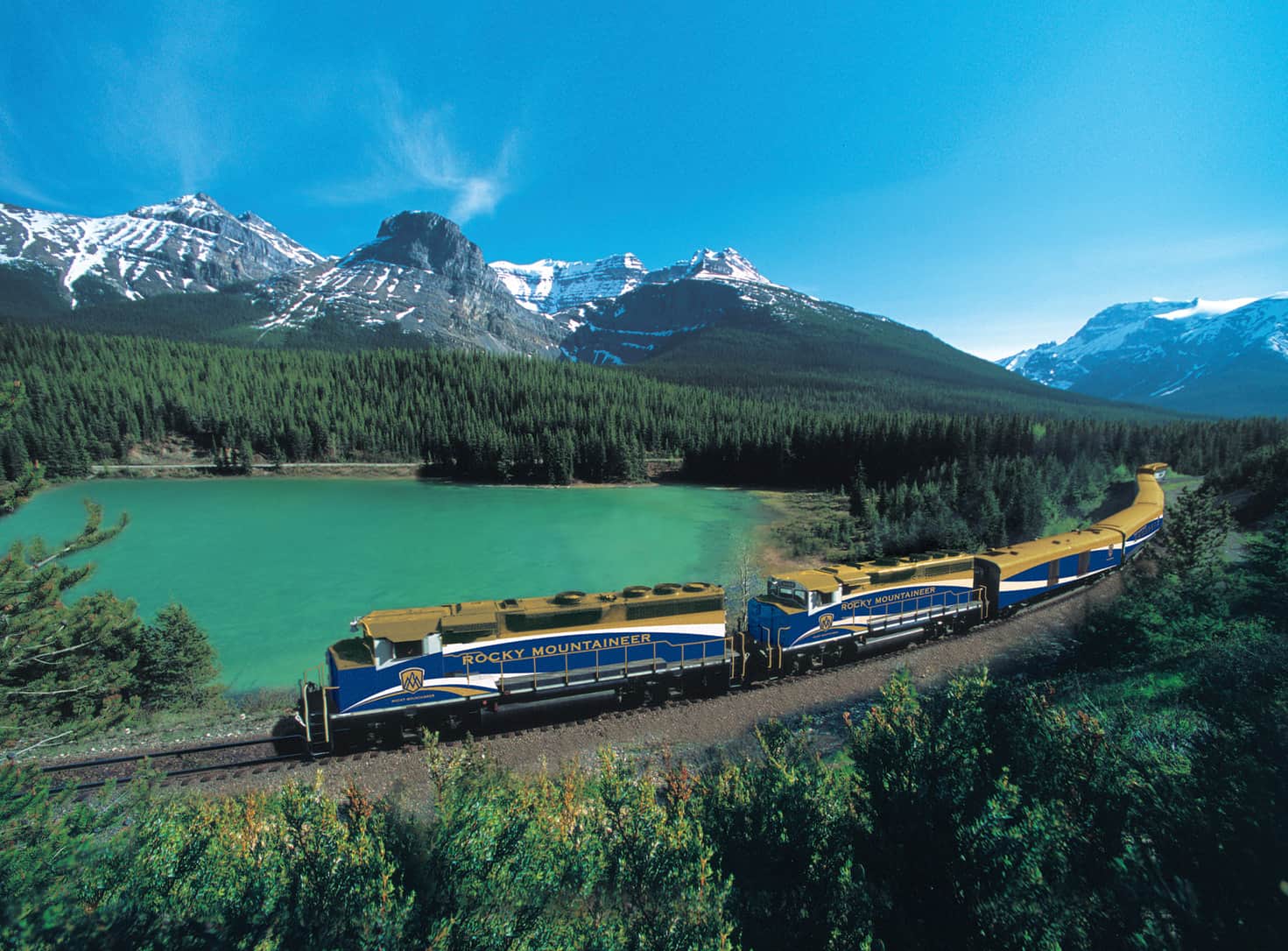 railroad tour canadian rockies